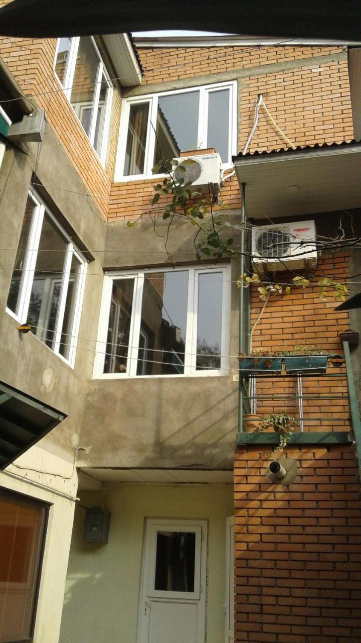 Guesthouse Different Tbilisi Exterior photo