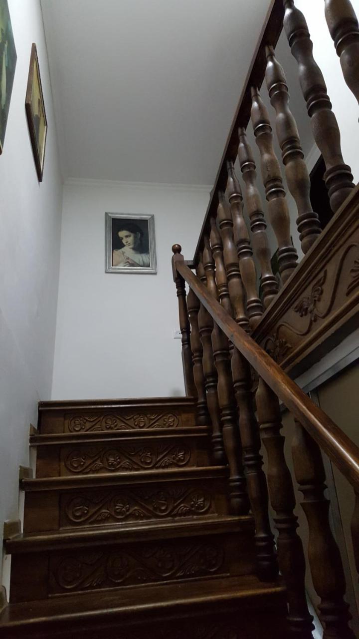 Guesthouse Different Tbilisi Exterior photo